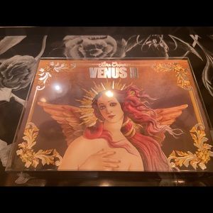 Brand New! Never been open.  Perfect pallet for grungy vibes 🖤💀🖤💀